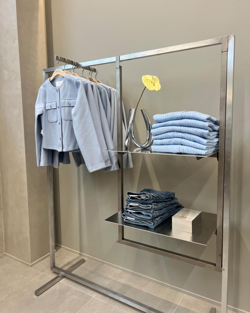 ALL__0000s_0008_IMG_8171