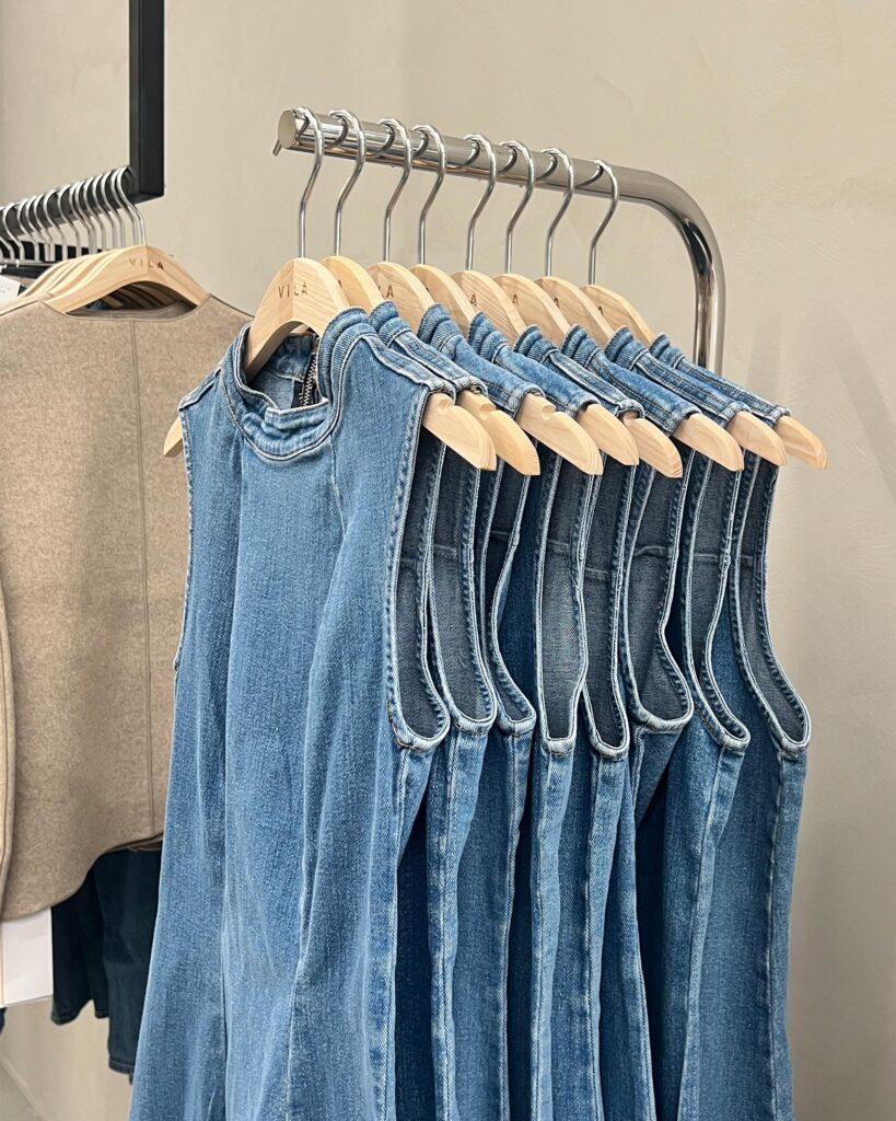 ALL__0000s_0012_IMG_8126